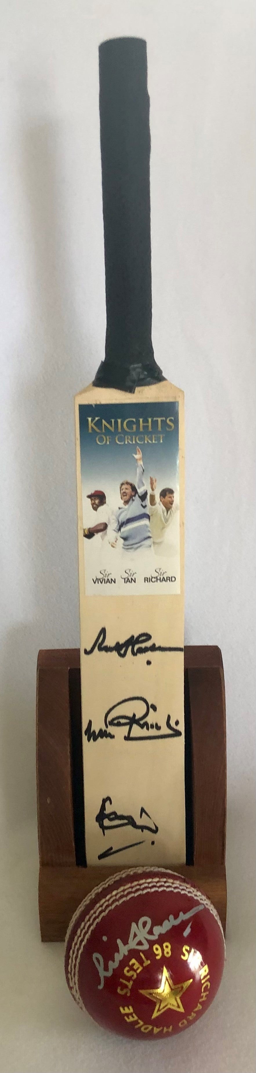 Mini Cricket Bat - 3 Knights