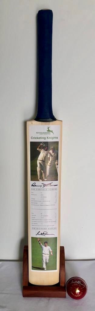 Cricketing Knights - Full Sized Bat